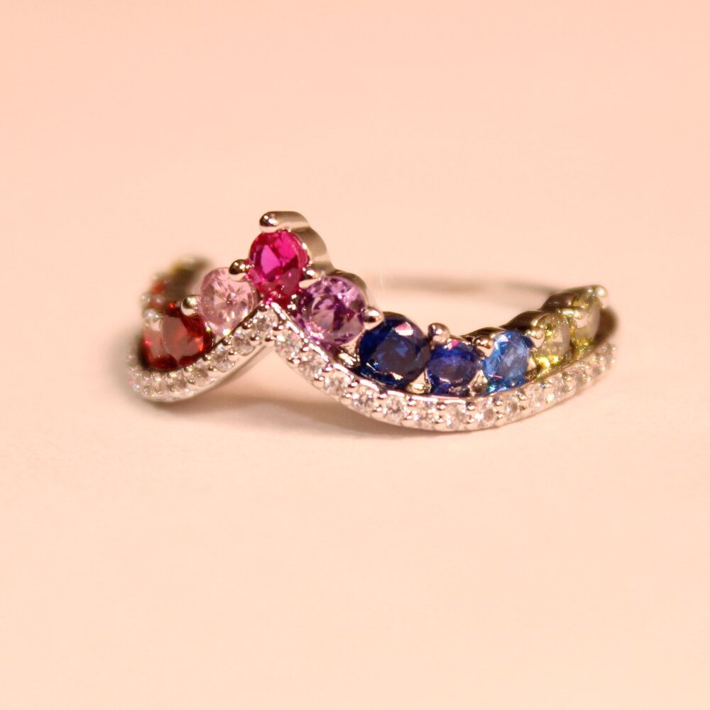 BEAUTIFUL MULTI-COLORED GEMSTONE RING - Picture 2 of 5